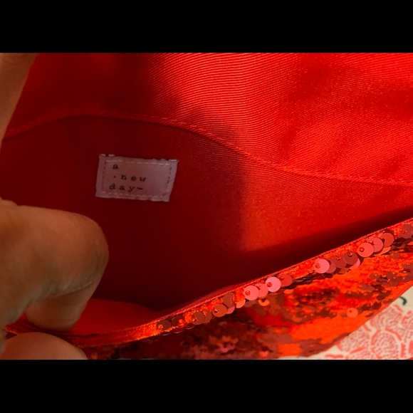 NWOT envelope clutch bag - Picture 4 of 4